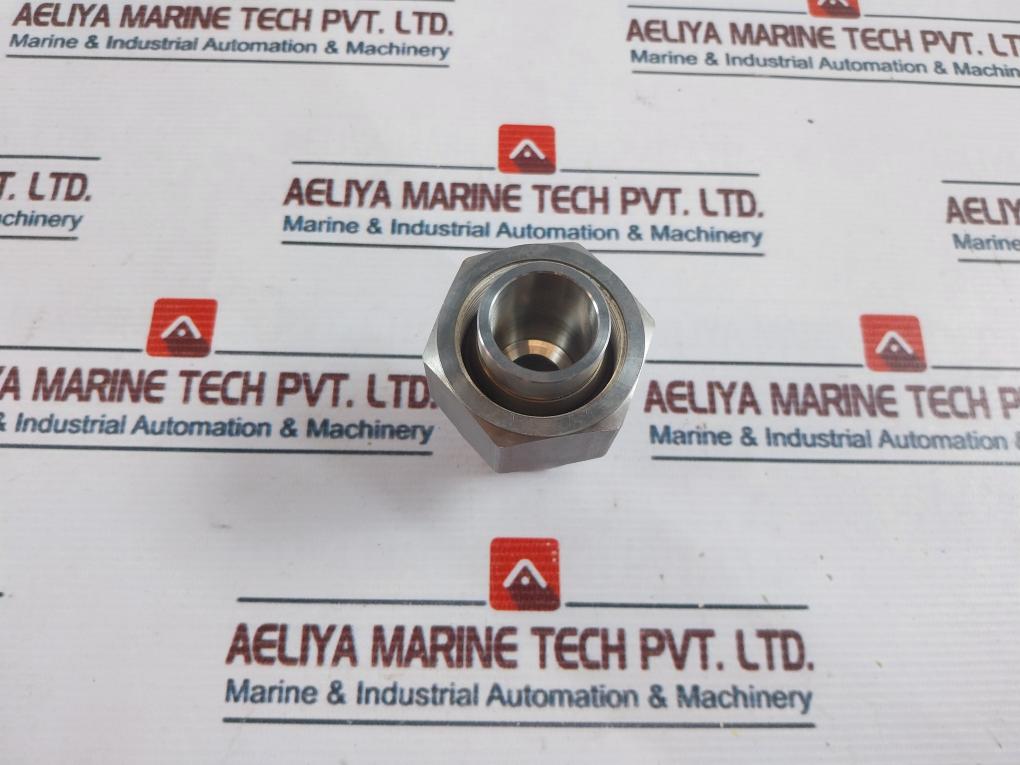 Swagelok SS-18MO-R-28M Reducer Tube Fitting 316 TUVA278/13 BC2