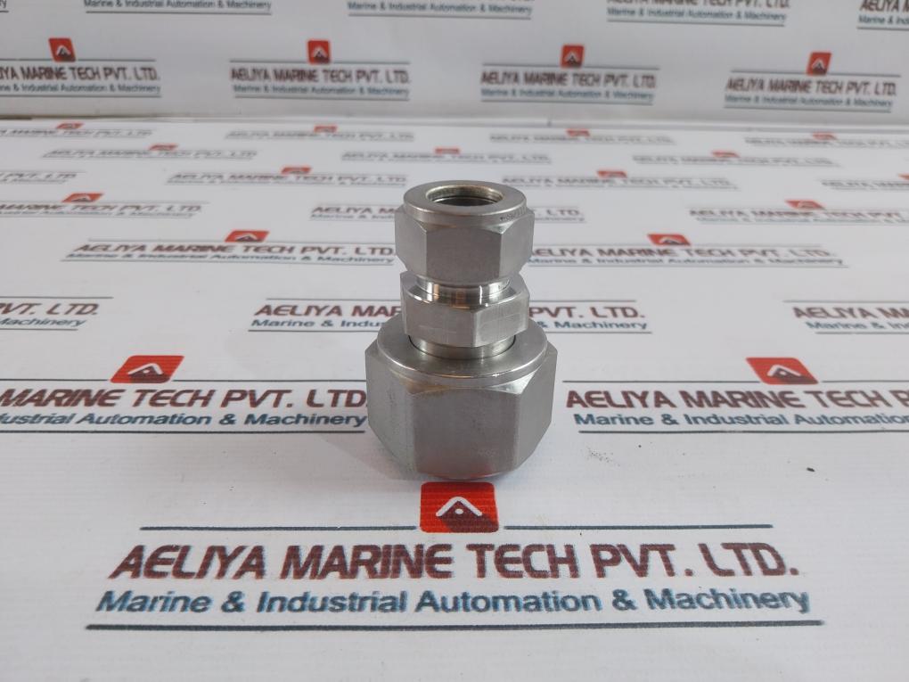 Swagelok SS-18MO-R-28M Reducer Tube Fitting 316 TUVA278/13 BC2