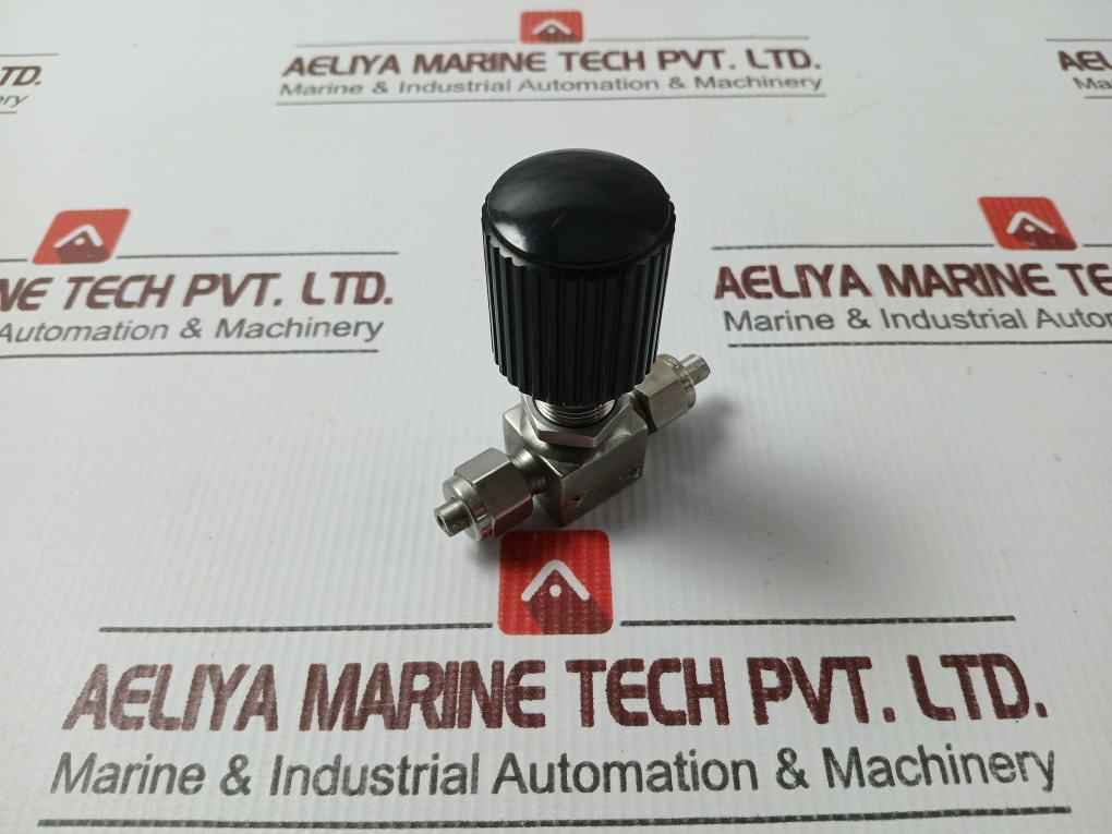 Swagelok Ss-4H Tube Fitting C33530