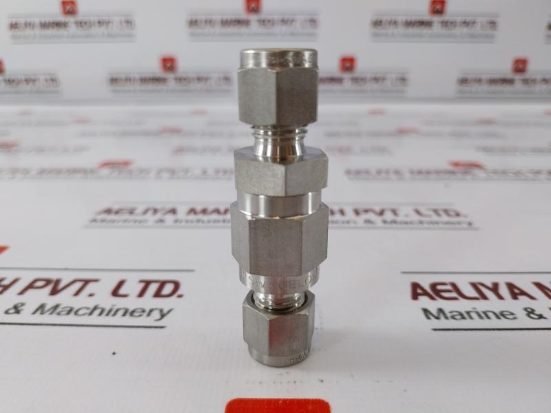 Swagelok Ss-chs4-5 Check Valve, 1/4 Inch Tube, 5 Psi Crk, 316 Stainless Steel