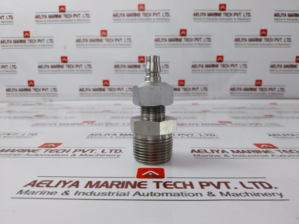 Swagelok Tube Adapter with Connector 316 SXN 40pF