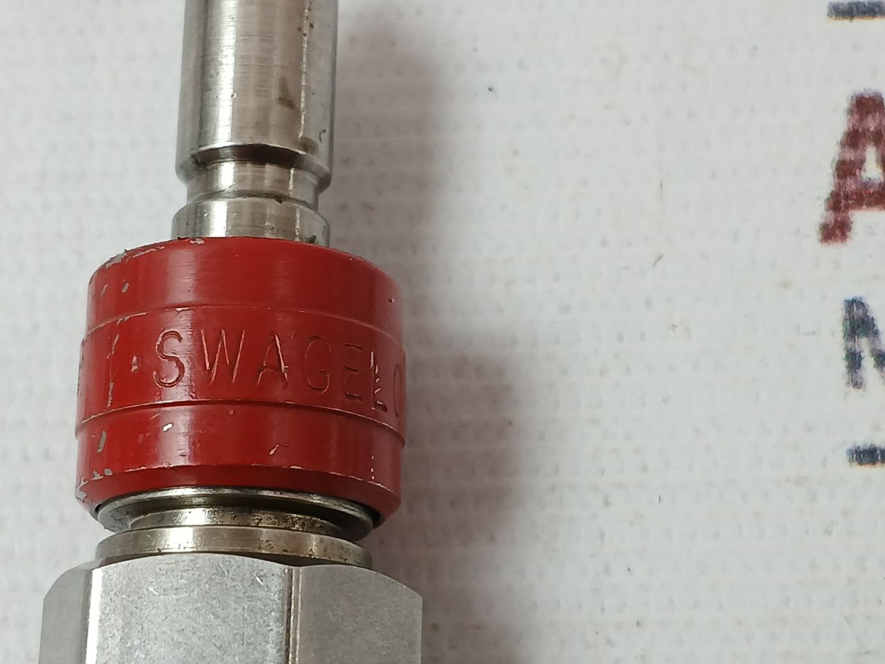 Swagelok 316 D-316-qc6 Quick Connect Coupler Assembly