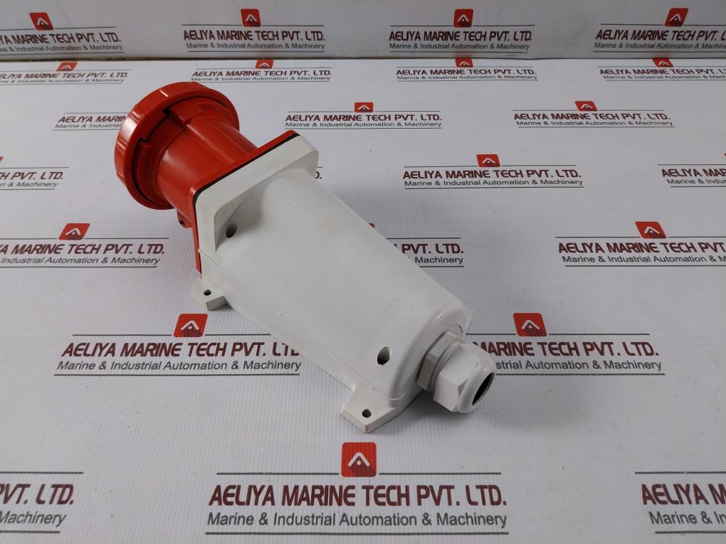 Switch Control 135 Splash Proof Wall Socket Outlet 5X63A 220/415V