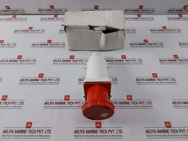 Switch Control 135 Splash Proof Wall Socket Outlet 5X63A 220/415V