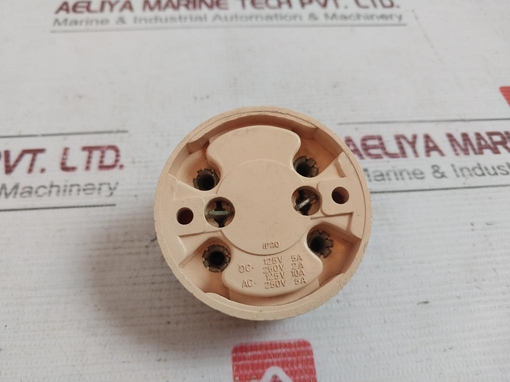 Switches And Cabin Receptacle Ip20 125V 5A 250V 2A