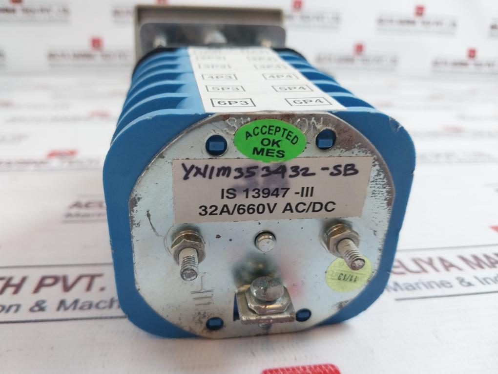 Switron Ynim353432-sb Control Switch 32A/660V Ac/Dc