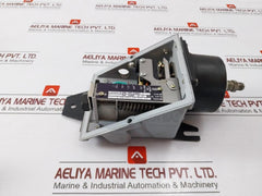 Switzer Gm 203 02 C2K 33 Z Pressure Switch 15A 250V Ac M.W.P: 4 Bar