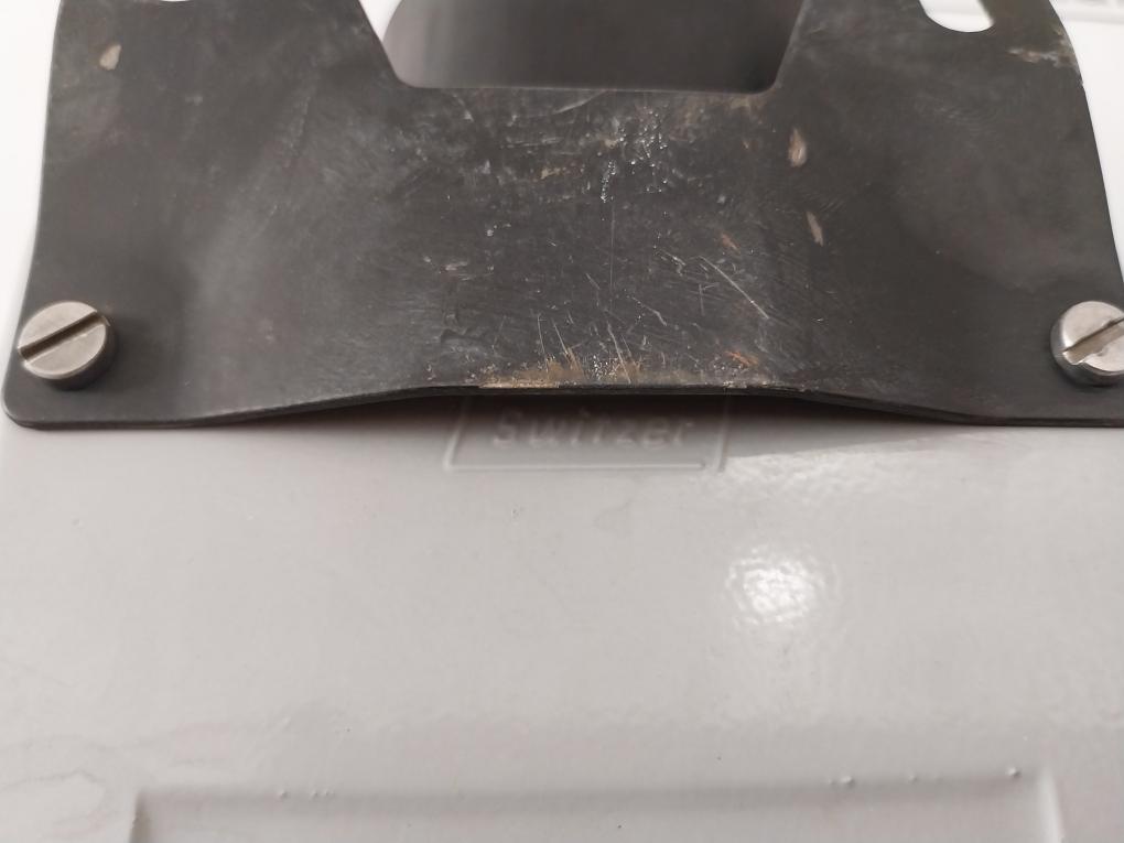 Switzer Gm 203 02 C2K 33 Z Pressure Switch 15A 250V Ac M.W.P: 4 Bar