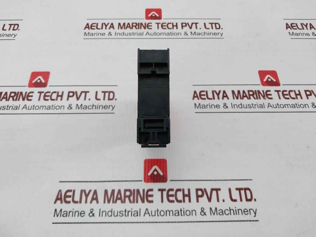 Syrelec 250V- 10A Bar Time Relay