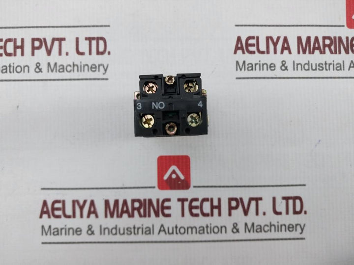 T&B Xb2-be101 Illuminated Push Button Switch