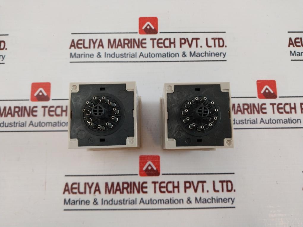 Lot of 3X T&B H3CR-A Timer Relay 5A 250VAC 50/60HZ