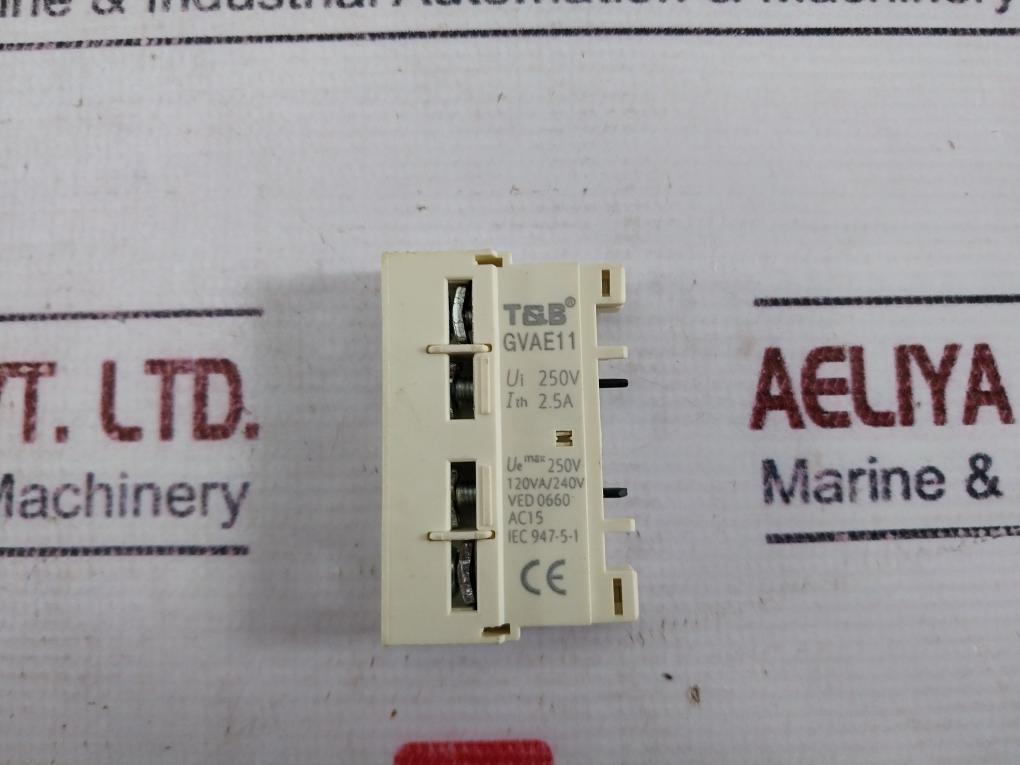 T&b Gvae11 Plug In Auxiliary Contact Block Front Mounted Na + Nc