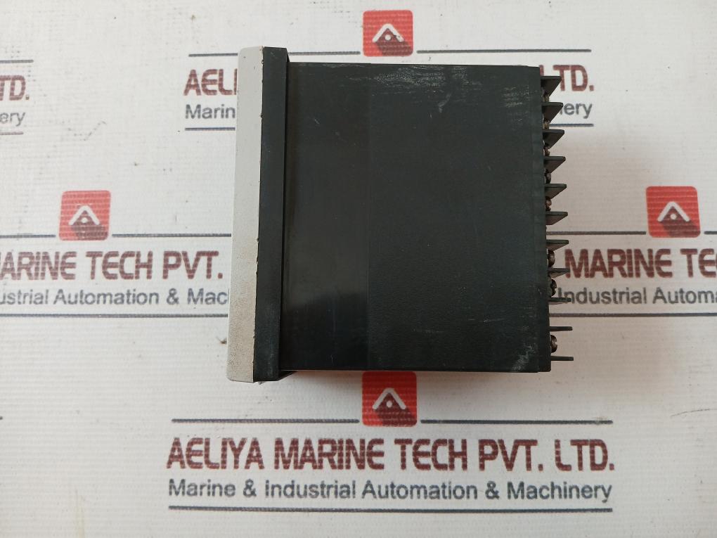 Taie Fu86 Digital Pid Temperature Process Controller M347604 Fy800-101000