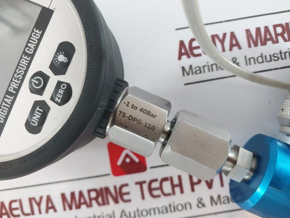 Taishio Ts-dpg-110 Pressure Calibrator Set Ip65, Various Fittings