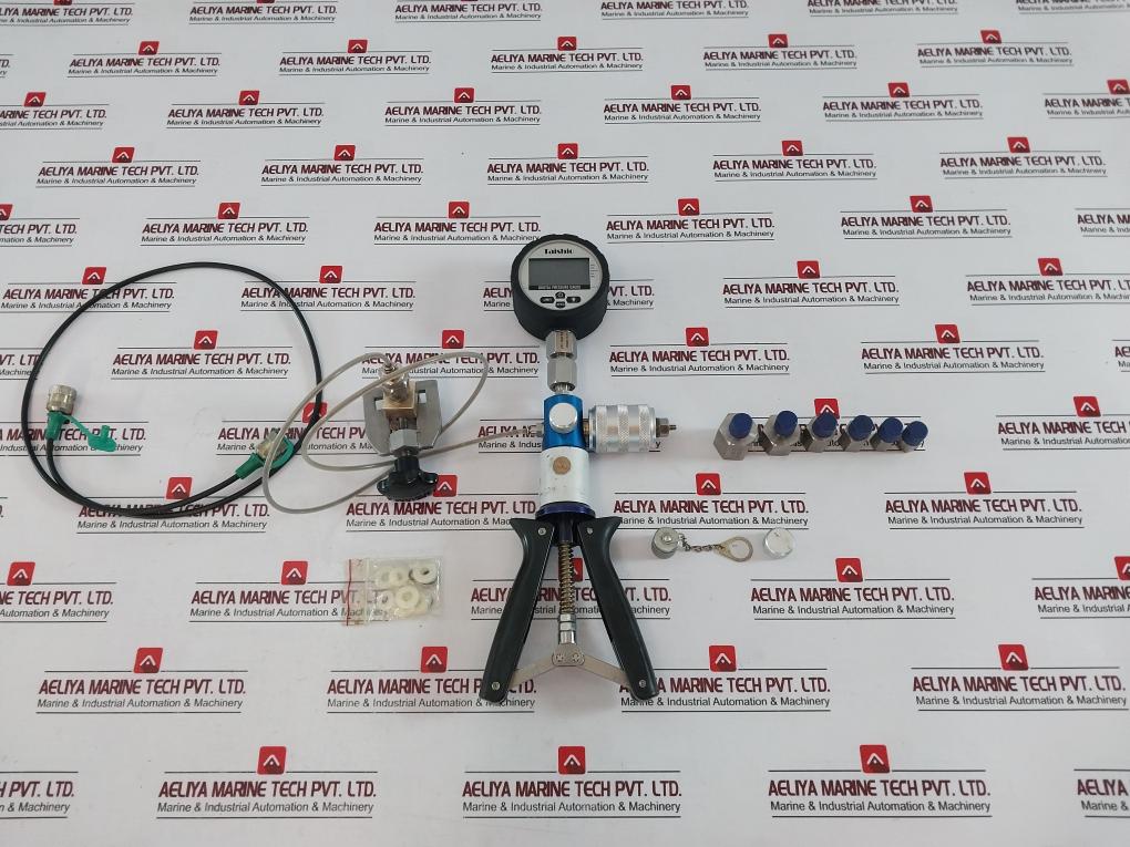 Taishio Ts-dpg-110 Pressure Calibrator Set Ip65, Various Fittings