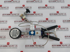 Taishio Ts-dpg-110 Pressure Calibrator Set Ip65, Various Fittings