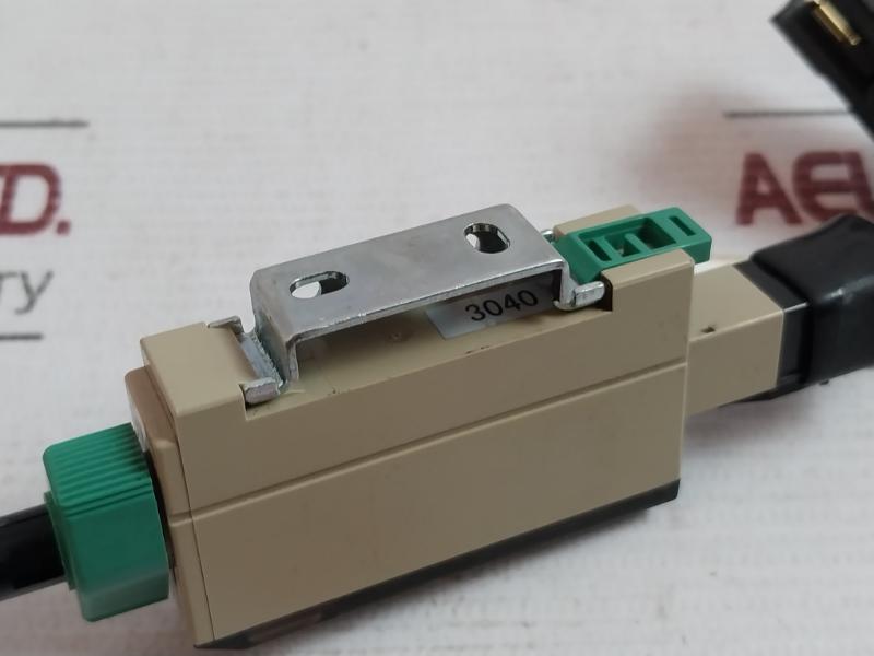 Takenaka F1Rh-j Optic Sensor Cable 12 To 24Vdc 3040 A3.X78 W474