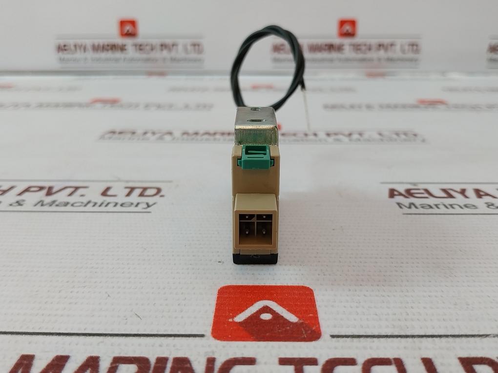 Takenaka F1Rh-j Plc Module Rack 12-24Vdc Seeka