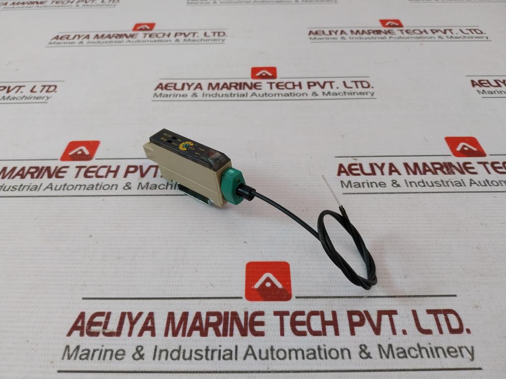 Takenaka F1Rh-j Plc Module Rack 12-24Vdc Seeka