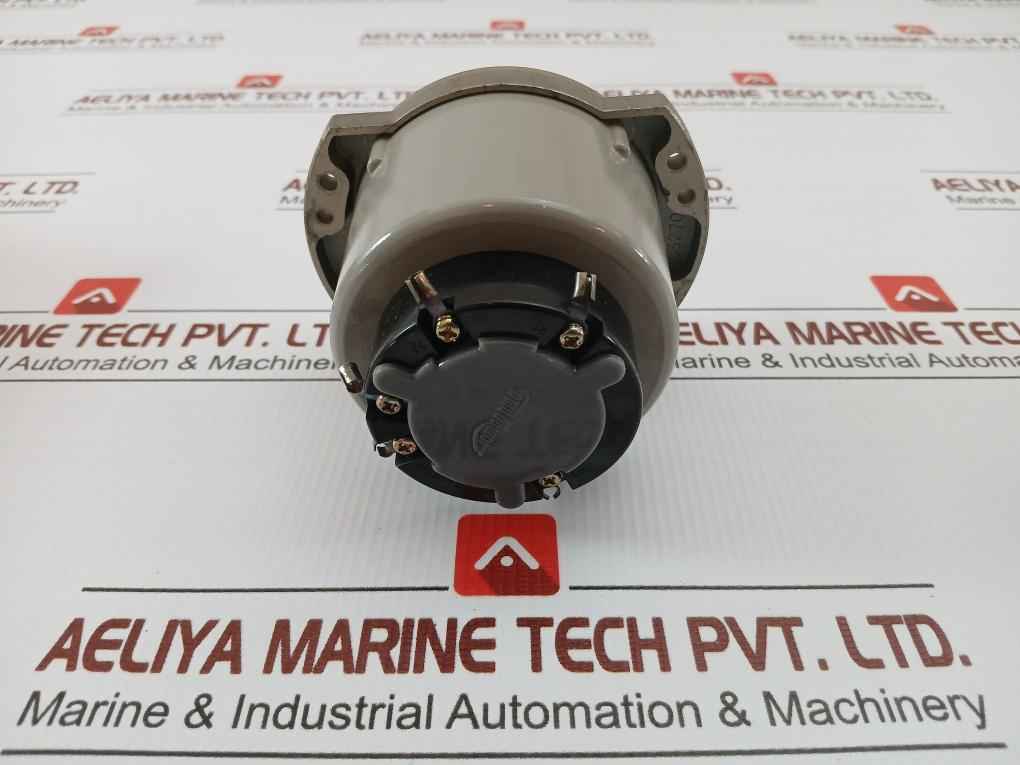 Tamagawa Seiki Synchro Tx.Tr Motor 100-110V 50-60 Hz Part No: Ts 5N 2E 19
