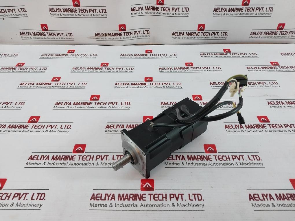 Tamagawa Seiki Ts 4507N9028E200 Ac Servo Motor 200W 200V Ts 4507N9028E200