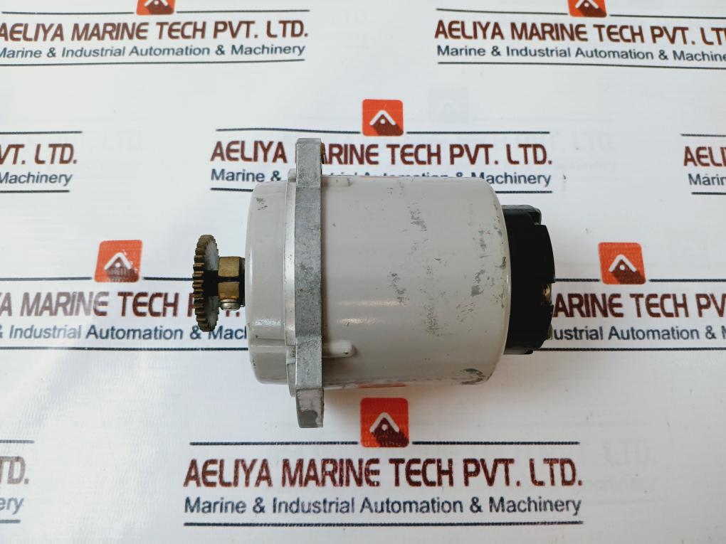 Tamagawa Ts 21N 1E 11 Synchro Tx Motor 100/110V 50/60Hz