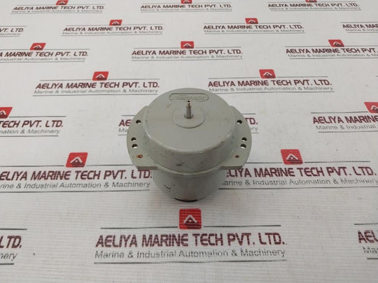 Tamagawa Ts5N1E11 Tx Synchro Tr Motor I.P 110V 60Hz