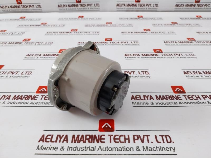 Tamagawa Ts 5N2E18 Synchro Tx-tr Motor 100/110V 50/60Hz C3270