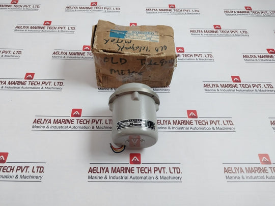 Tamagawa Ts12N7E11 Synchro Motor 100/110V 50/60 Hz