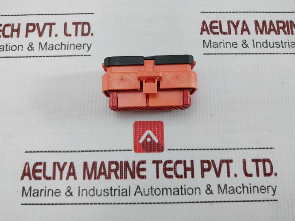 Lot Of 2X 776164-6 Ampseal Automotive Connector Plug Te Connectivity