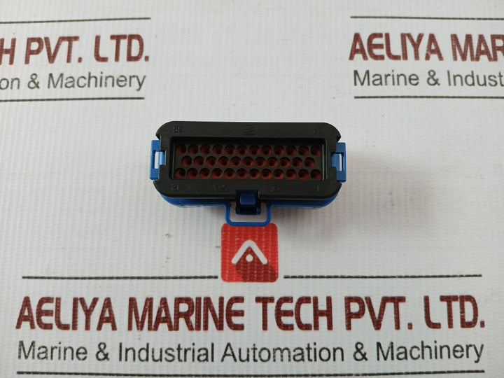Te Connectivity Plug Housing Connector 776164-5