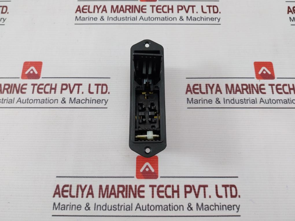 Te Corcom 6Vm4S Power Entry Module 6A 120V 50-60Hz