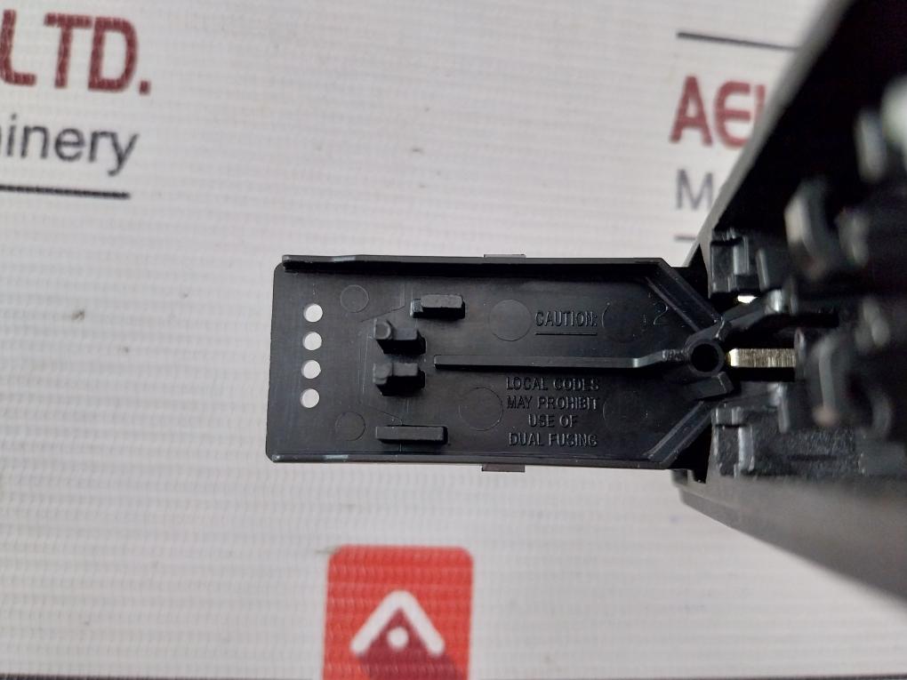 Te Corcom 6Vm4S Power Entry Module 6A 120V 50-60Hz