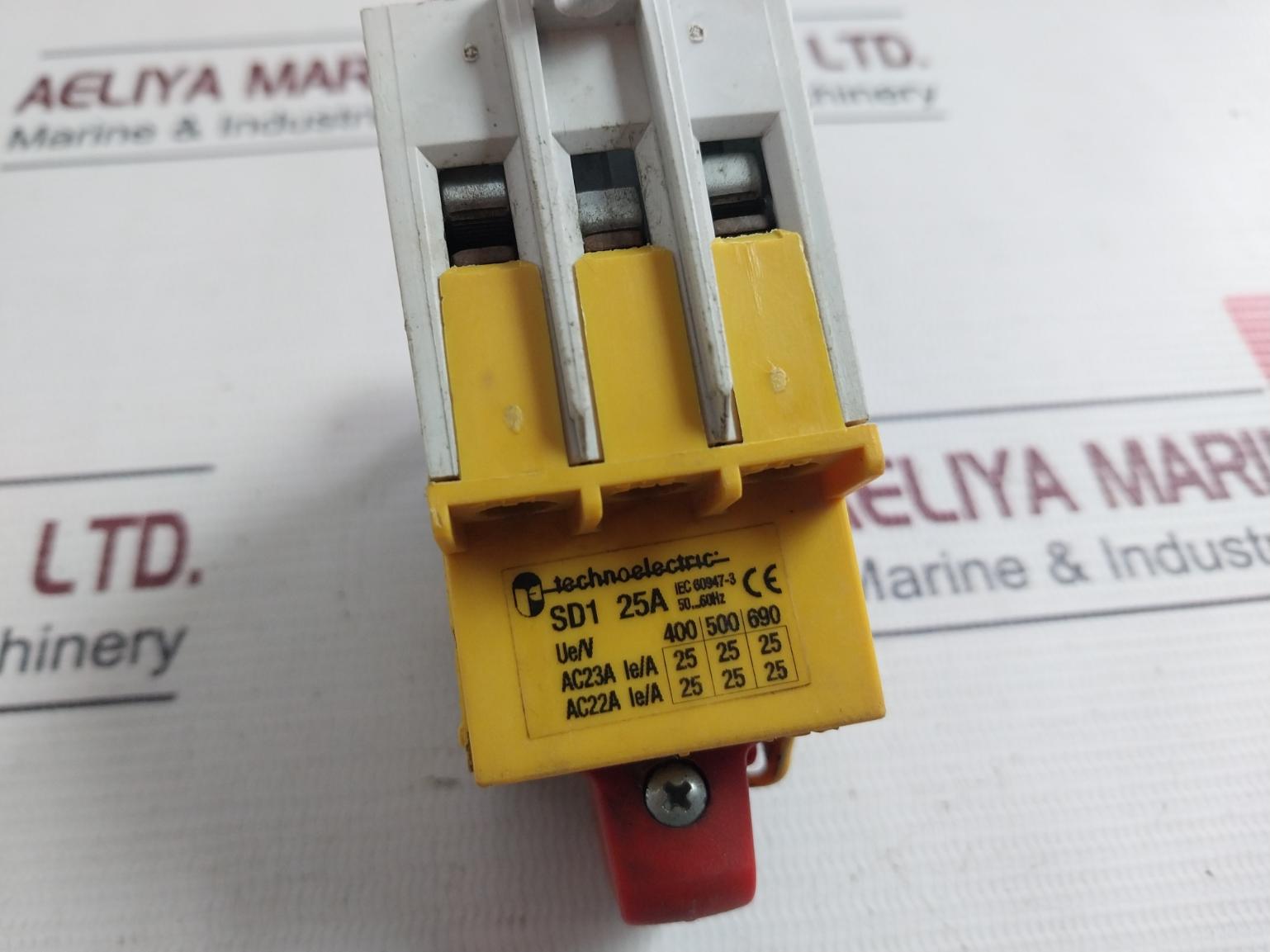 Technoelectric Sd1-025-rr Non-fused Disconnect Load Switch 3 Phase 25A 600Vac