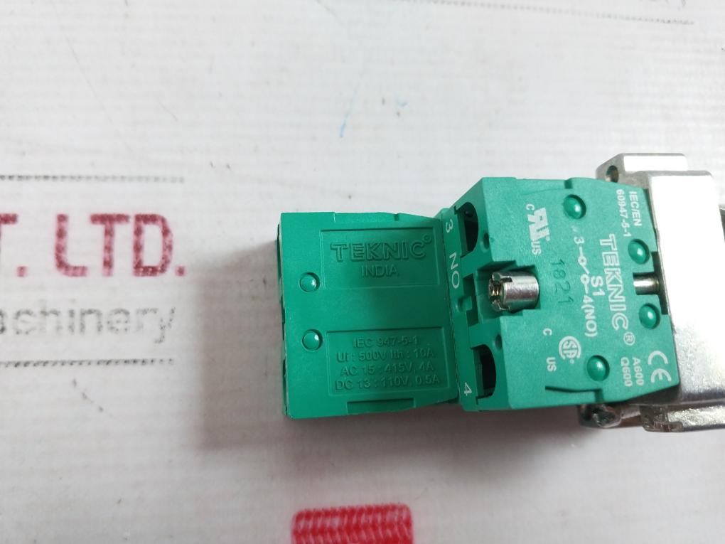 Teknic S1 Illuminated Momentary Push Button 500V 10A