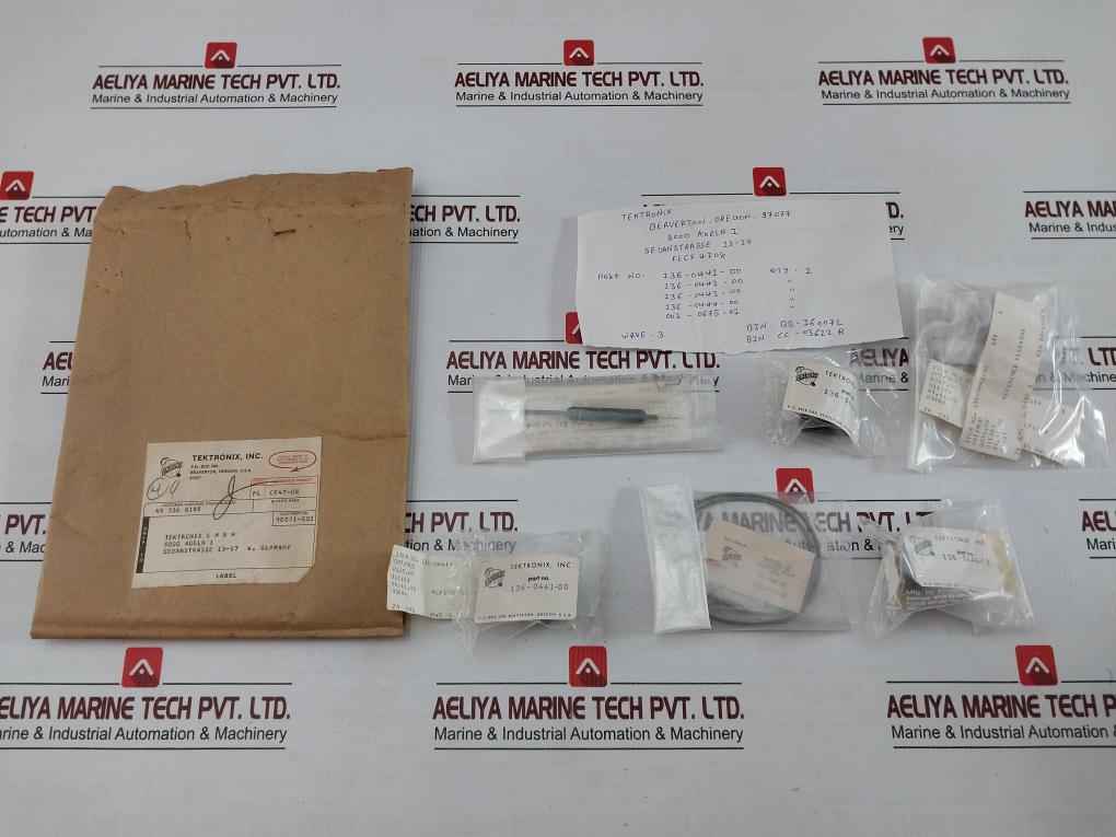 Tektronix 136-0441-00