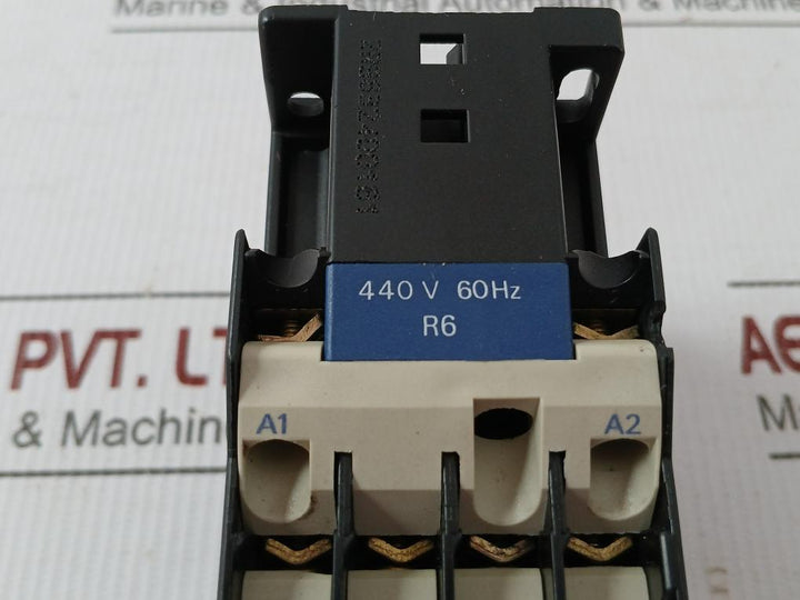 Telemecanique 440V 60Hz Control Relay Ca2 Dn 22