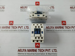 Telemecanique 690V/10A Control Relay Cad32