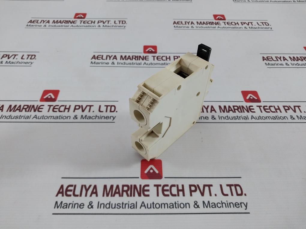 Telemecanique Ab1-vv7032 Terminal Block 750V 900V Dc 265A