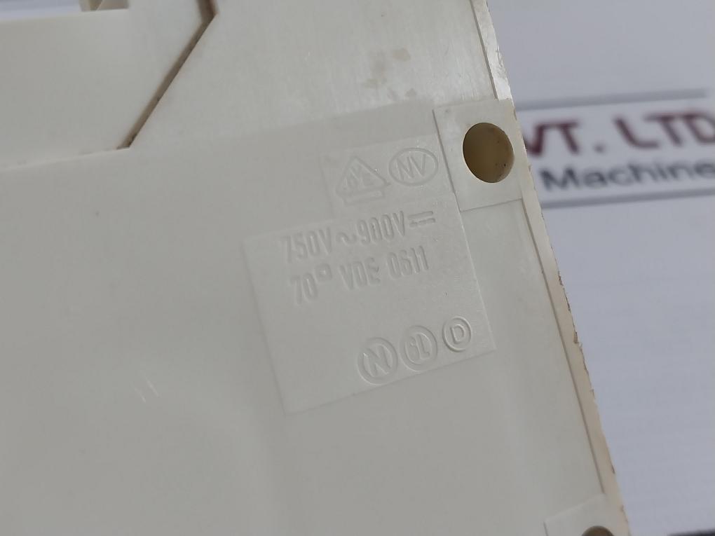 Telemecanique Ab1-vv7032 Terminal Block 750V 900V Dc 265A