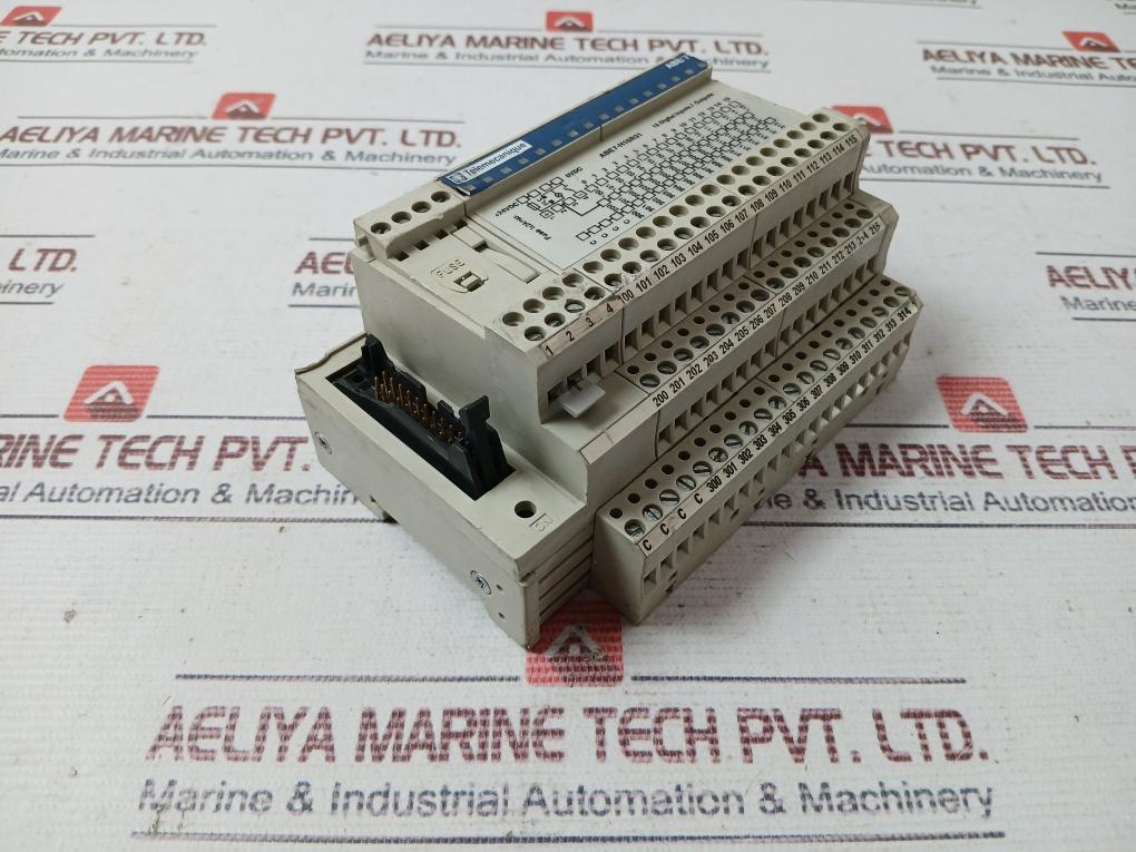 Telemecanique Abe7-h16R31 16 Digital Input/Output Module +24Vdc 30Vdc