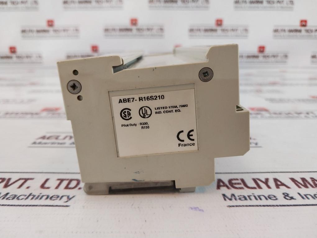 Telemecanique ABE7-R16S210 Electromechanical Output Relay Sub-base