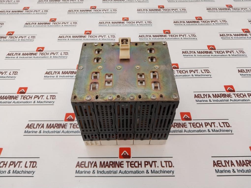 Telemecanique Abl7 Re2410 Power Supply 100-240Vac 5.0 / 2.5A 50/60Hz