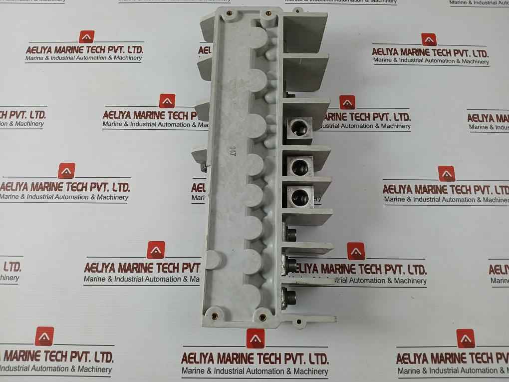 Telemecanique Atv66C15N4U Modular Fuse Block 52012-640-50