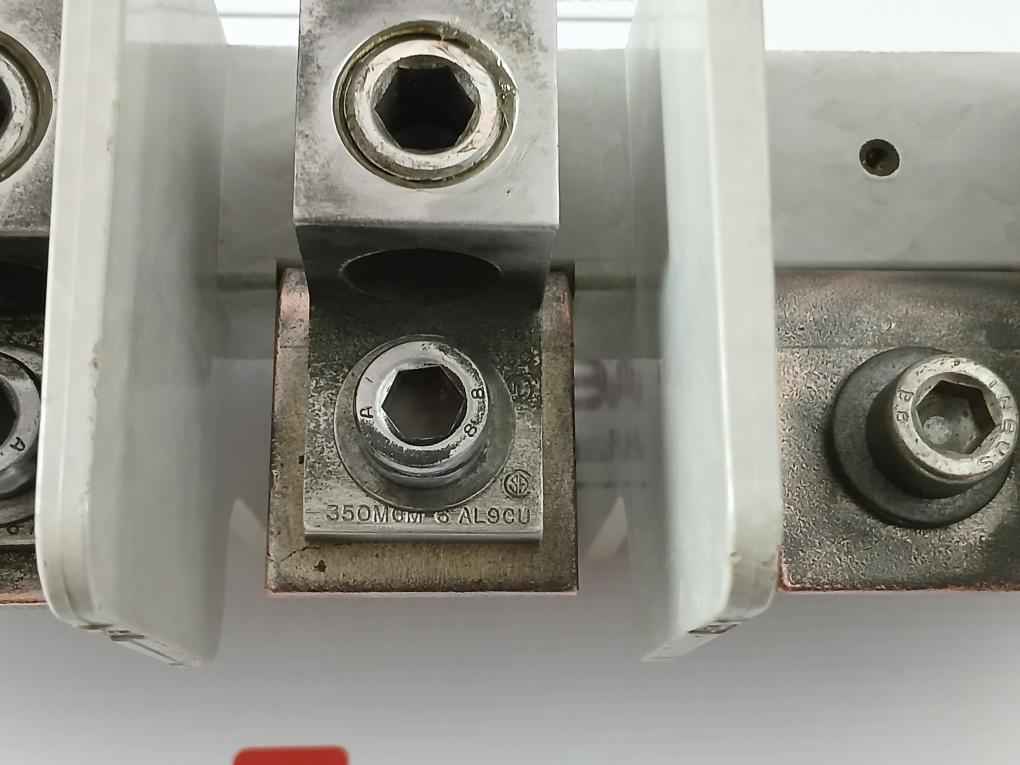 Telemecanique Atv66C15N4U Modular Fuse Block 52012-640-50