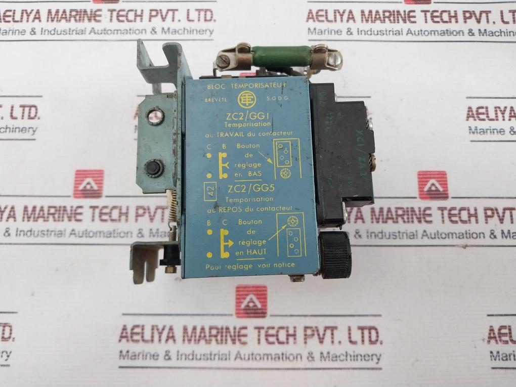 Telemecanique Ca1/At103 Contactor With Zc2/Gg1 Auxiliary Contact Block