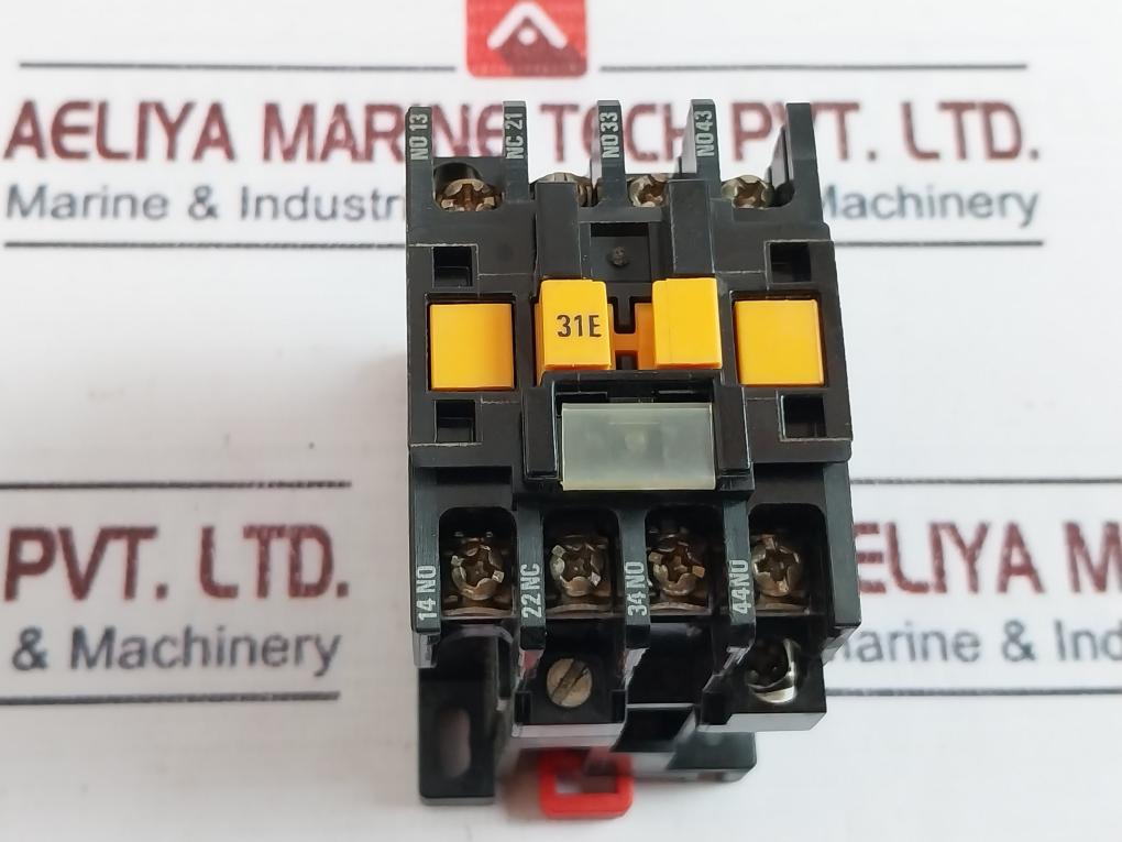 Telemecanique Ca2-dn1319.A65 Contactor