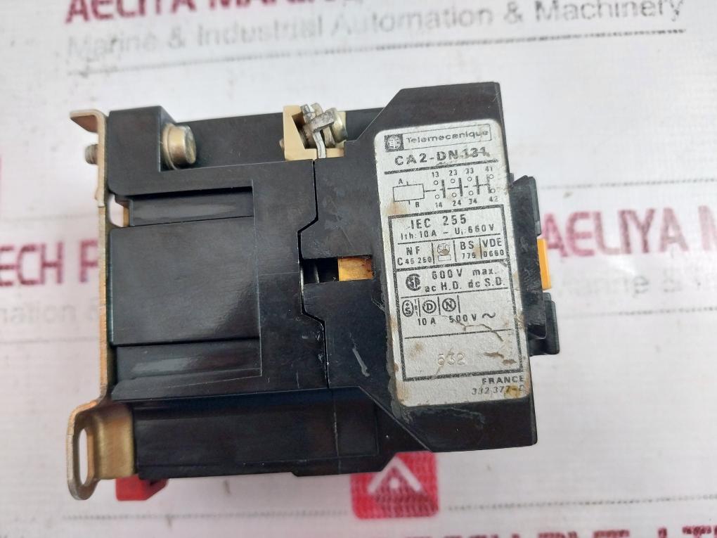 Telemecanique Ca2-dn 131 Contactor 10A 500 50-60Hz