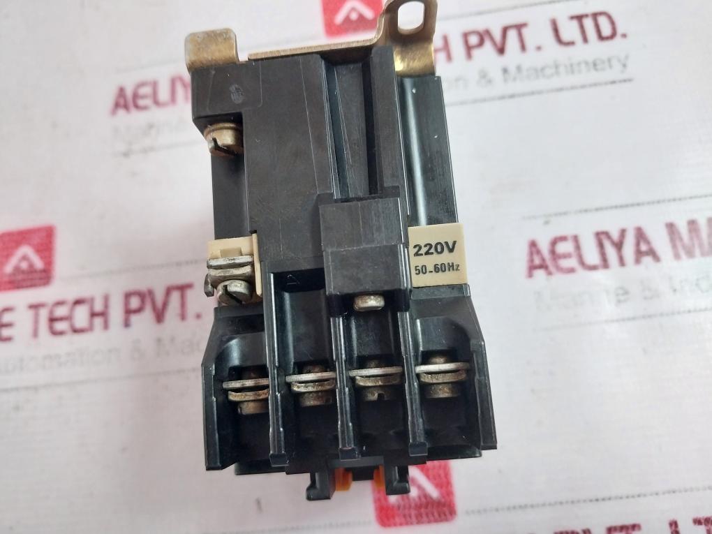 Telemecanique Ca2-dn 131 Contactor 10A 500 50-60Hz