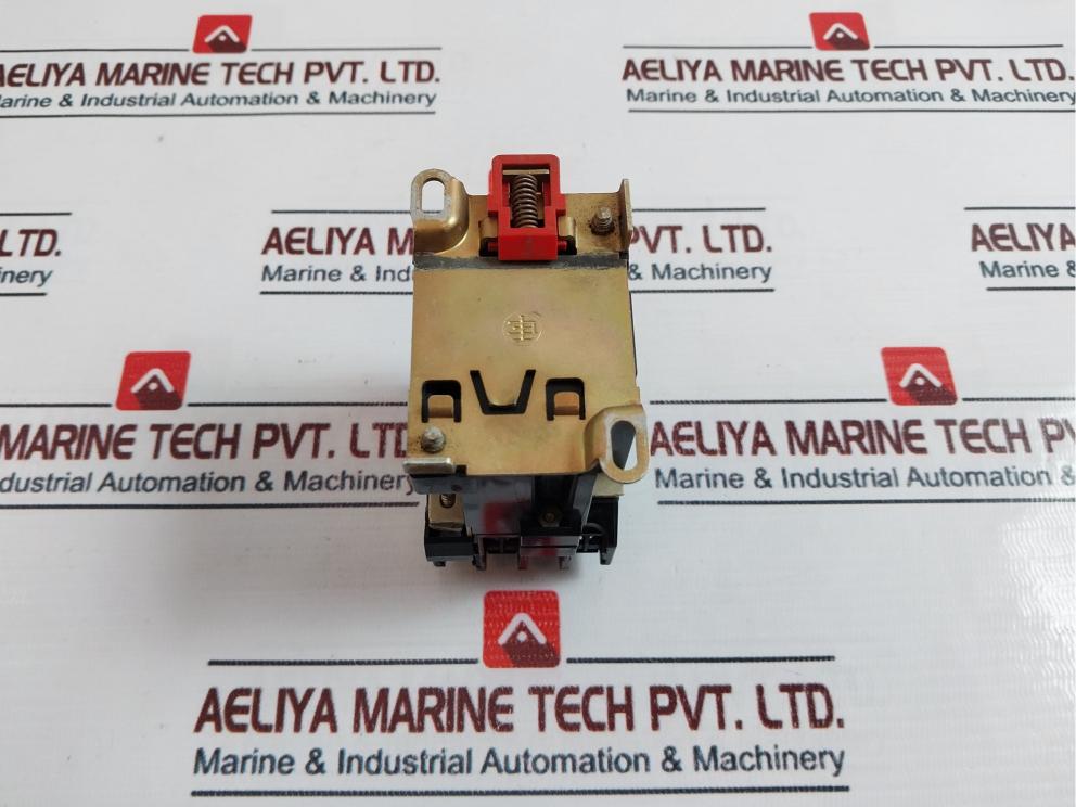 Telemecanique Ca2-dn140.A 65 Auxiliary Contactor 10A 500V